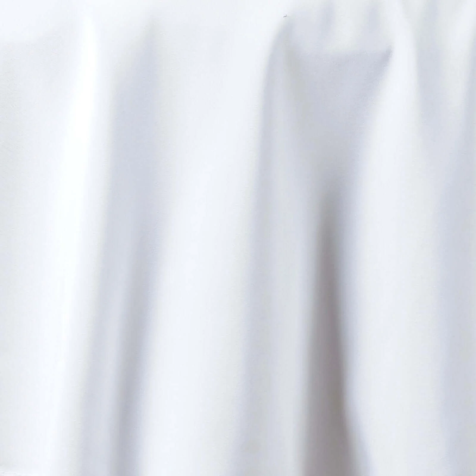 Premium Polyester Round Tablecloth 120" White - Seamless 220GSM Wrinkle-Resistant & Durable Table Cover - Image 7