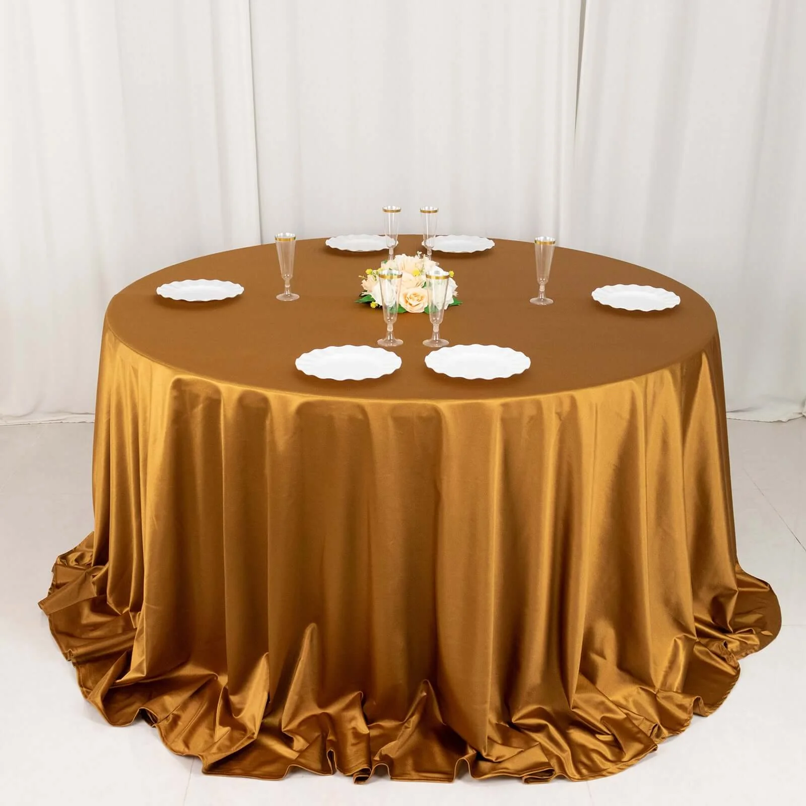 Scuba Round Tablecloth 132" Shimmer Gold - Wrinkle Free & Stain Resistant Seamless Table Cover - Image 5