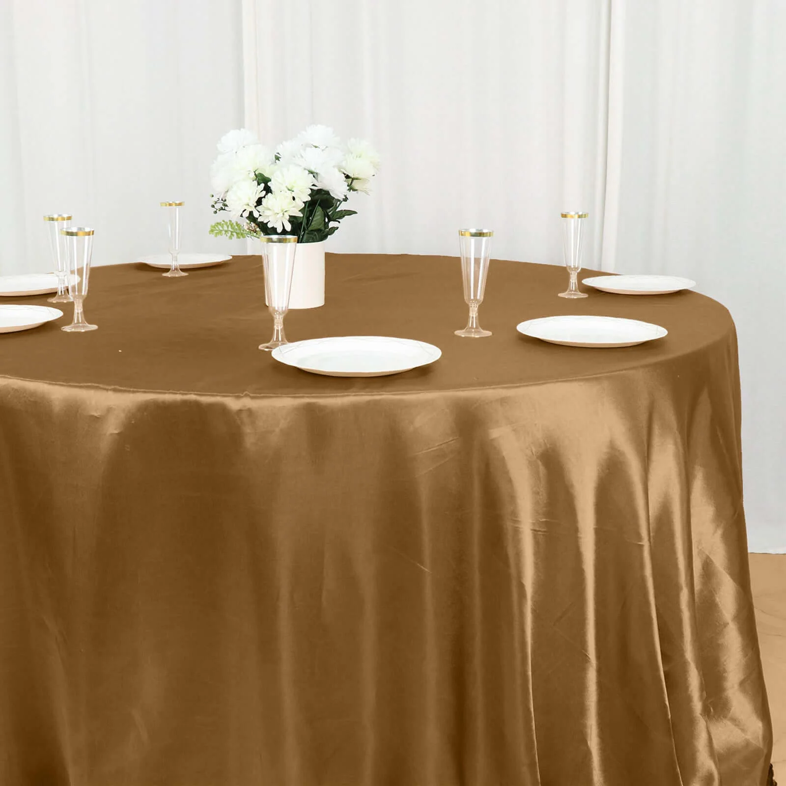 Satin Round Tablecloth 132" Gold - Classy Seamless Table Cover for Weddings & Events - Image 6