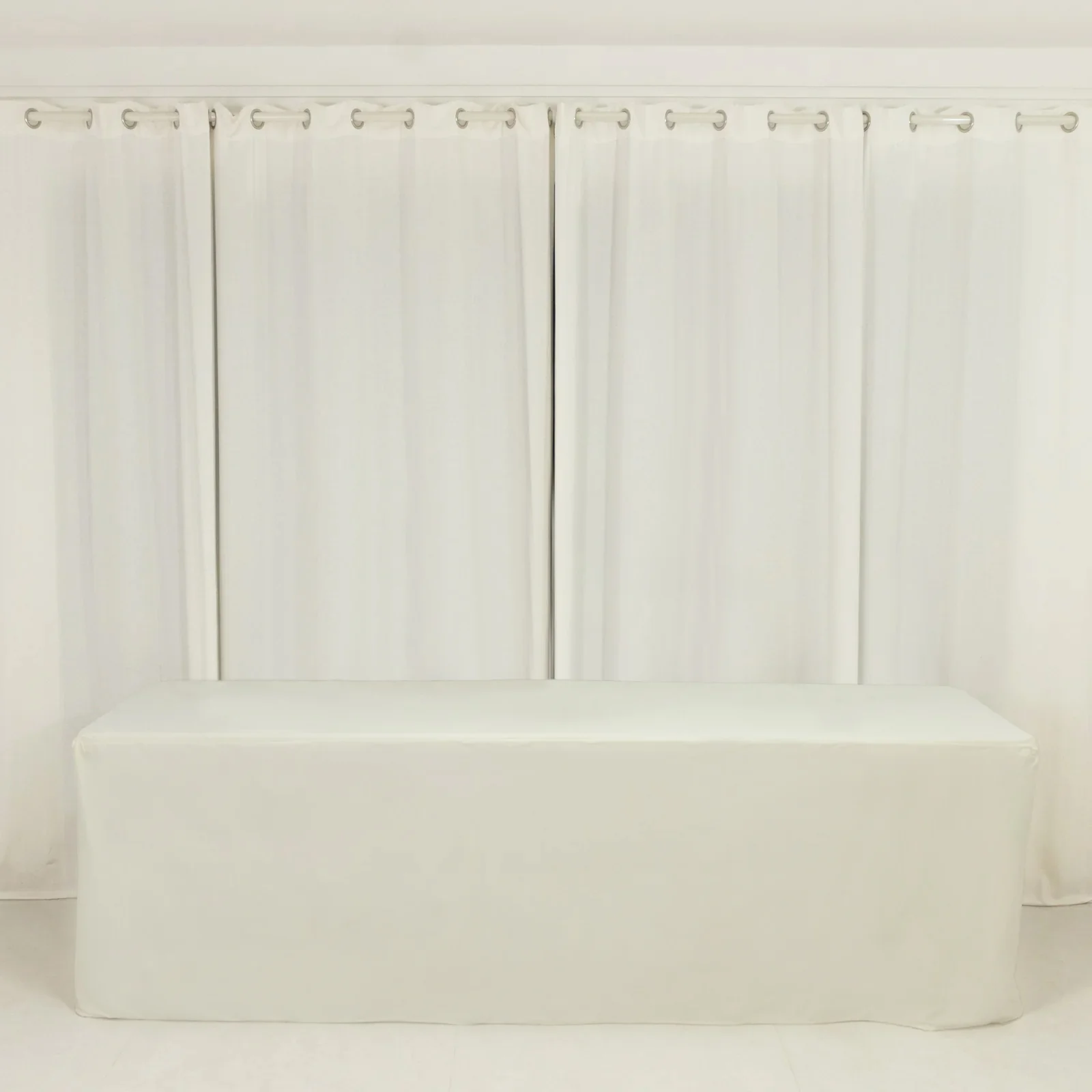 Scuba Rectangular Fitted Tablecloth 8ft Ivory – Wrinkle-Free, Stain Resistant