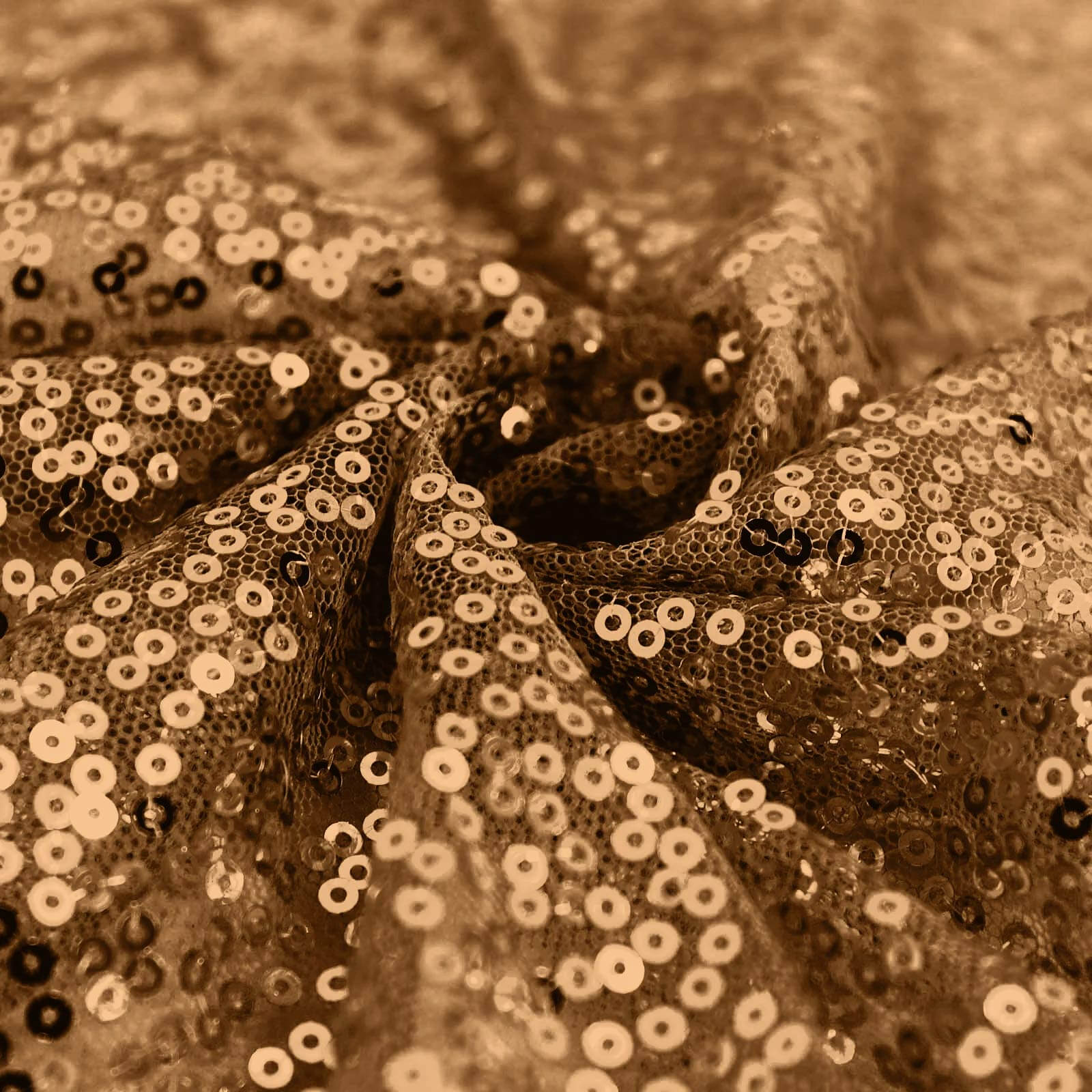 Sequin Round Tablecloth 120" Gold with Seamless Sparkly Finish - Glamorous Table Cover for Luxe Occasions - Image 8