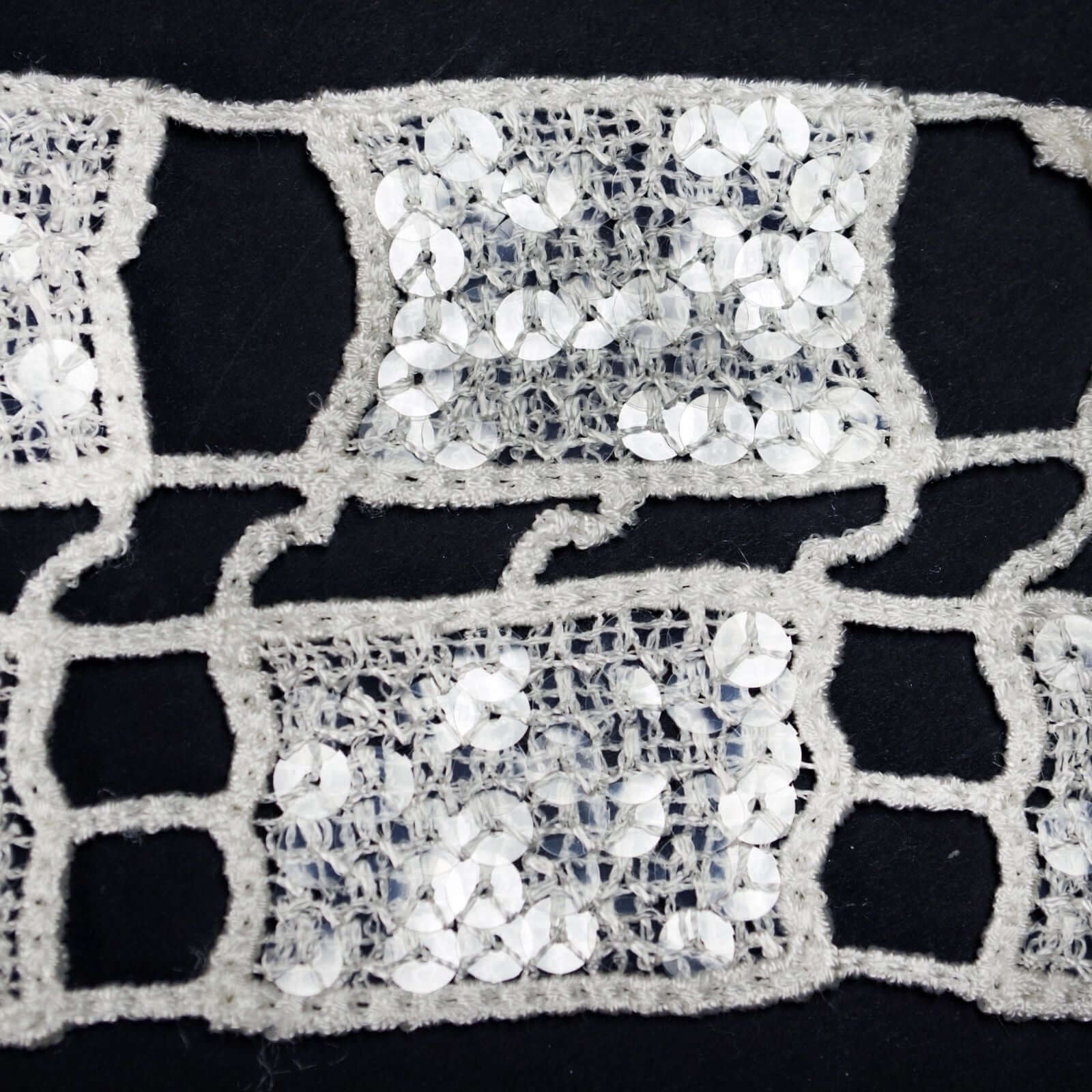 Sequin Stitch Crochet 1 Bolt White Rectangle Granny Square Afghan Pattern 4" x 5 Yards - Image 3