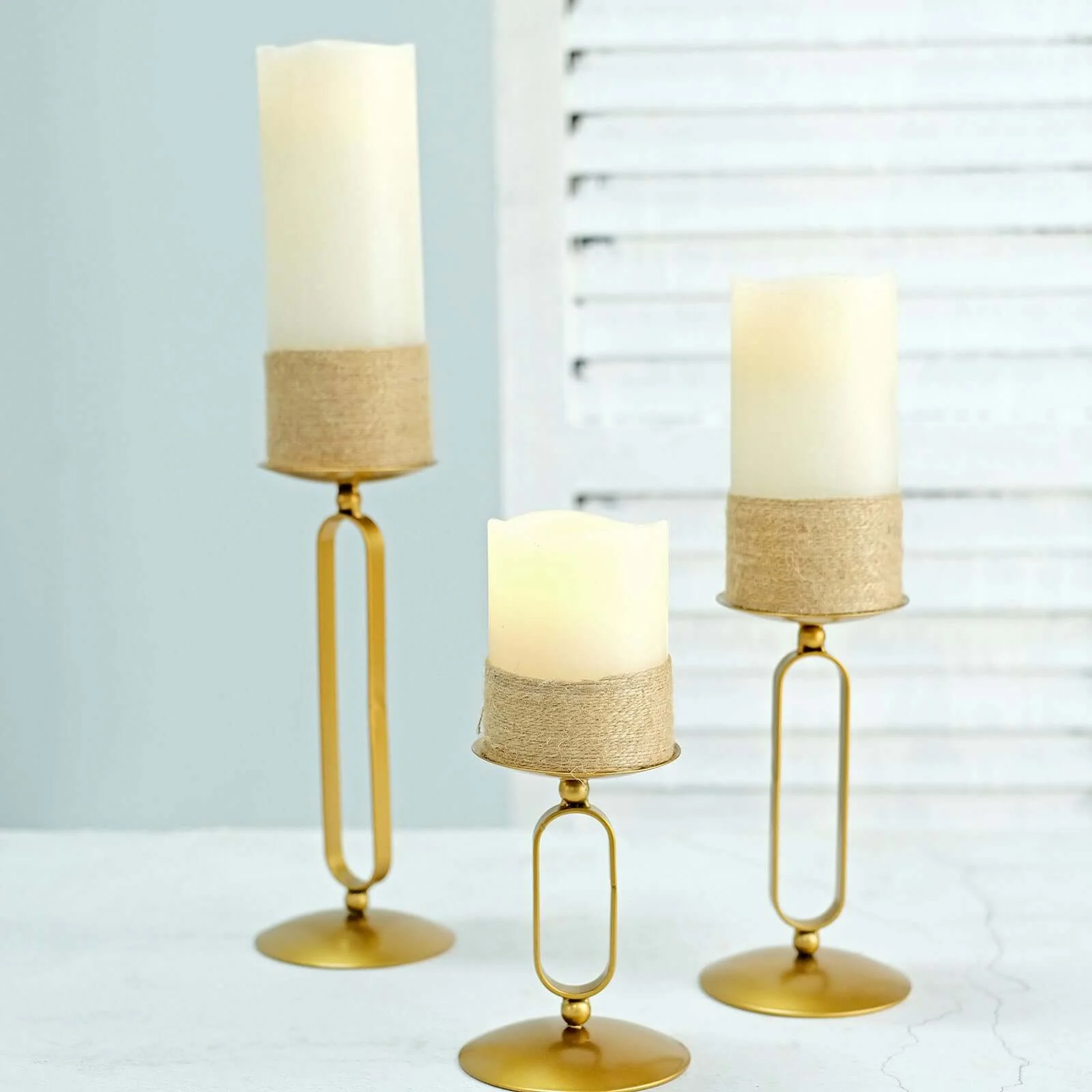Set of 3 Gold Metal Oval Frame Pillar Candle Holders, Geometric Table Centerpieces - Assorted Sizes for Weddings - Image 3