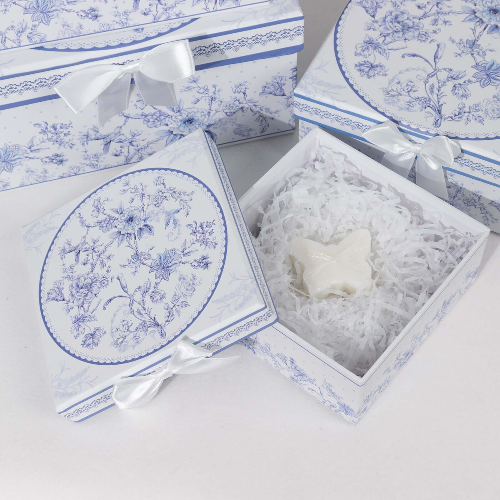 Set of 4 Cardstock Square Nesting Gift Boxes With Lids 6",7",8",9" - Image 12