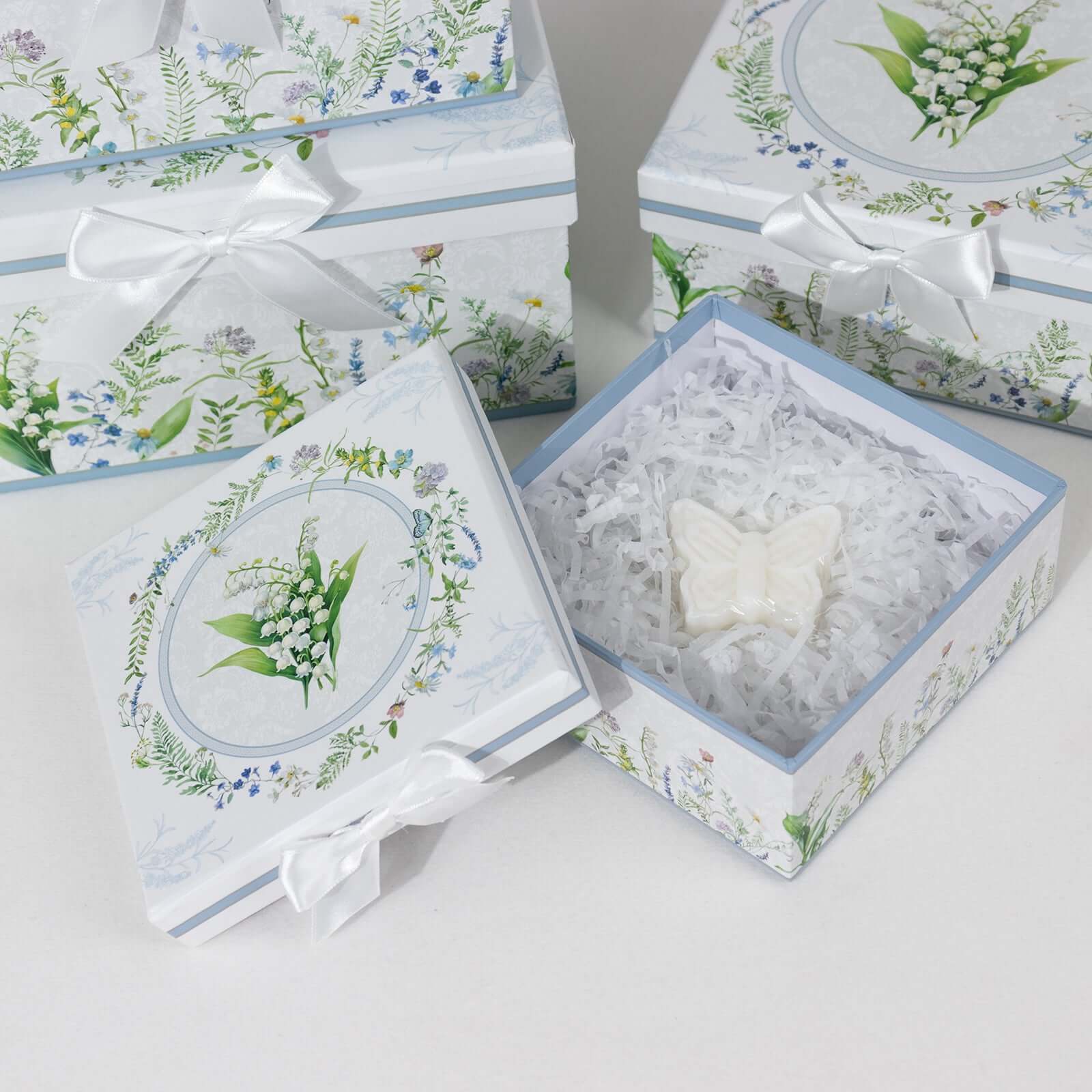 Set of 4 Cardstock Square Nesting Gift Boxes With Lids 6",7",8",9" - Image 11