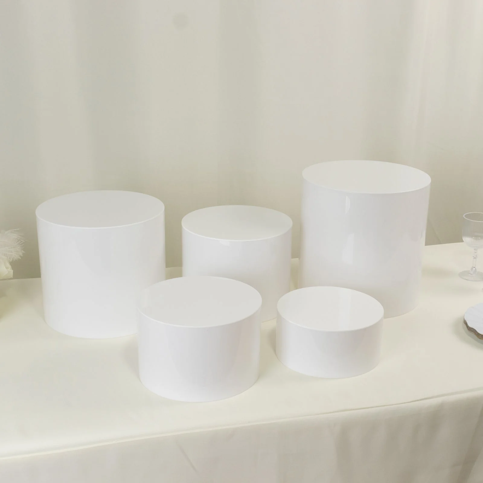 Set of 5 Acrylic Cake Stands 8.5", 9", 10", 11", 12" Round Cylinder Design White - Display Risers for Weddings - Image 8