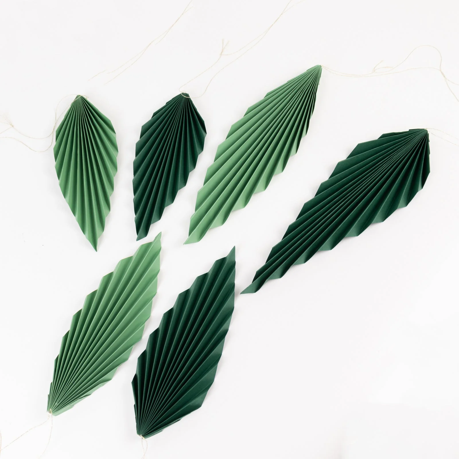 Set of 6 Mixed Green Leaves Hanging Paper Fans Wall Decor, Pre-Strung Foldable Tropical Palm Leaves Jungle Theme Party Supplies - 11",15" - Image 5