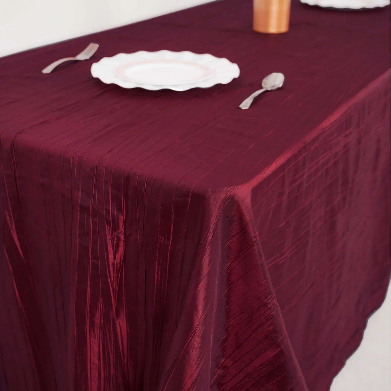 Taffeta Rectangle Tablecloth 90"x132" Burgundy with Accordion Crinkle Design - Seamless Finish - Image 9