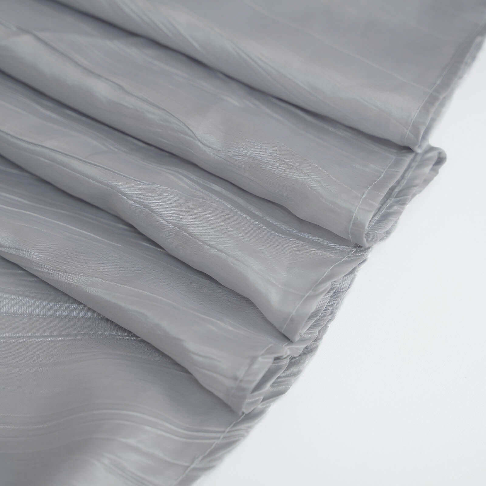 Taffeta Round Tablecloth 120" Silver with Accordion Crinkle Design - Seamless Finish - Image 10