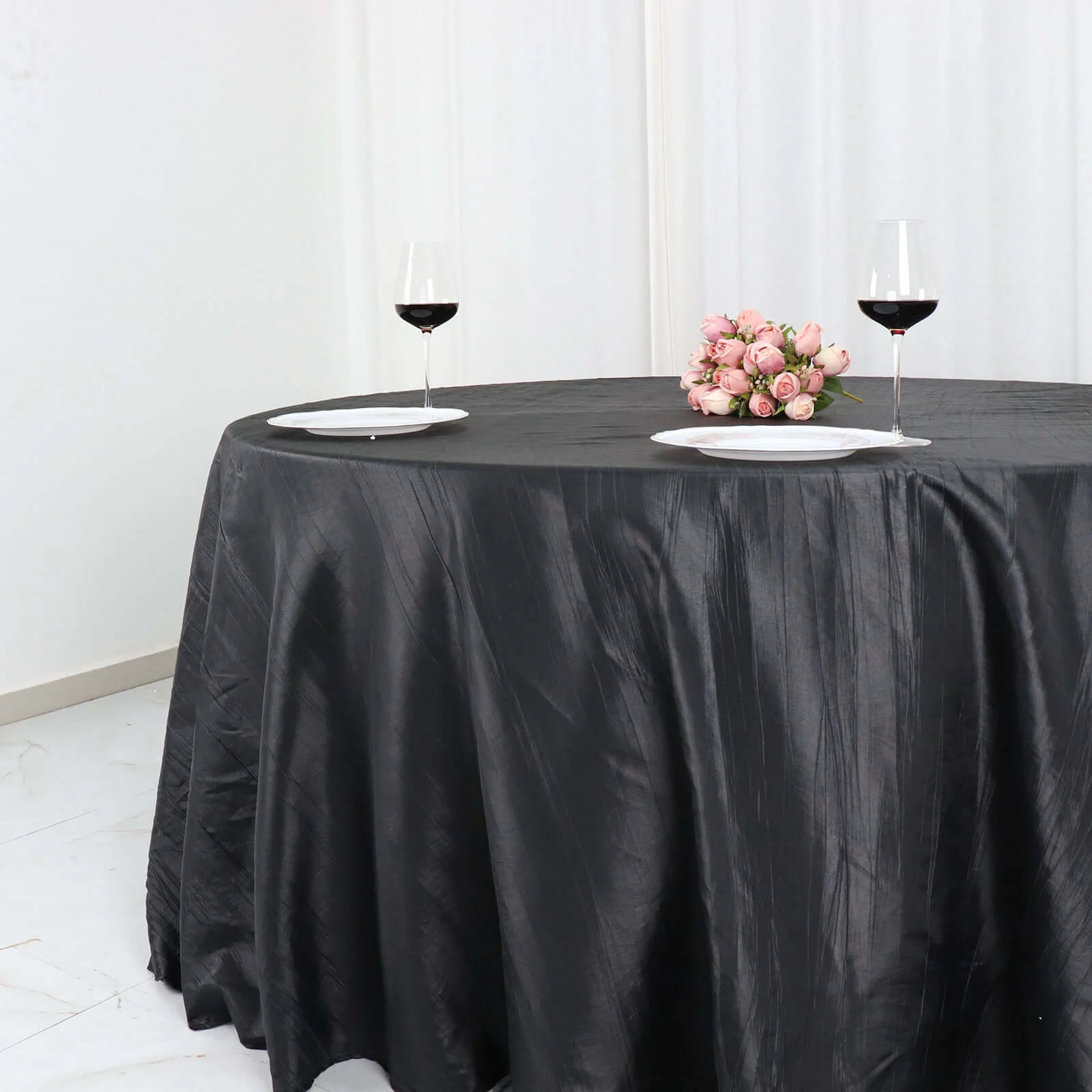 Taffeta Round Tablecloth 132" Black Accordion Crinkle Table Cover - Image 7