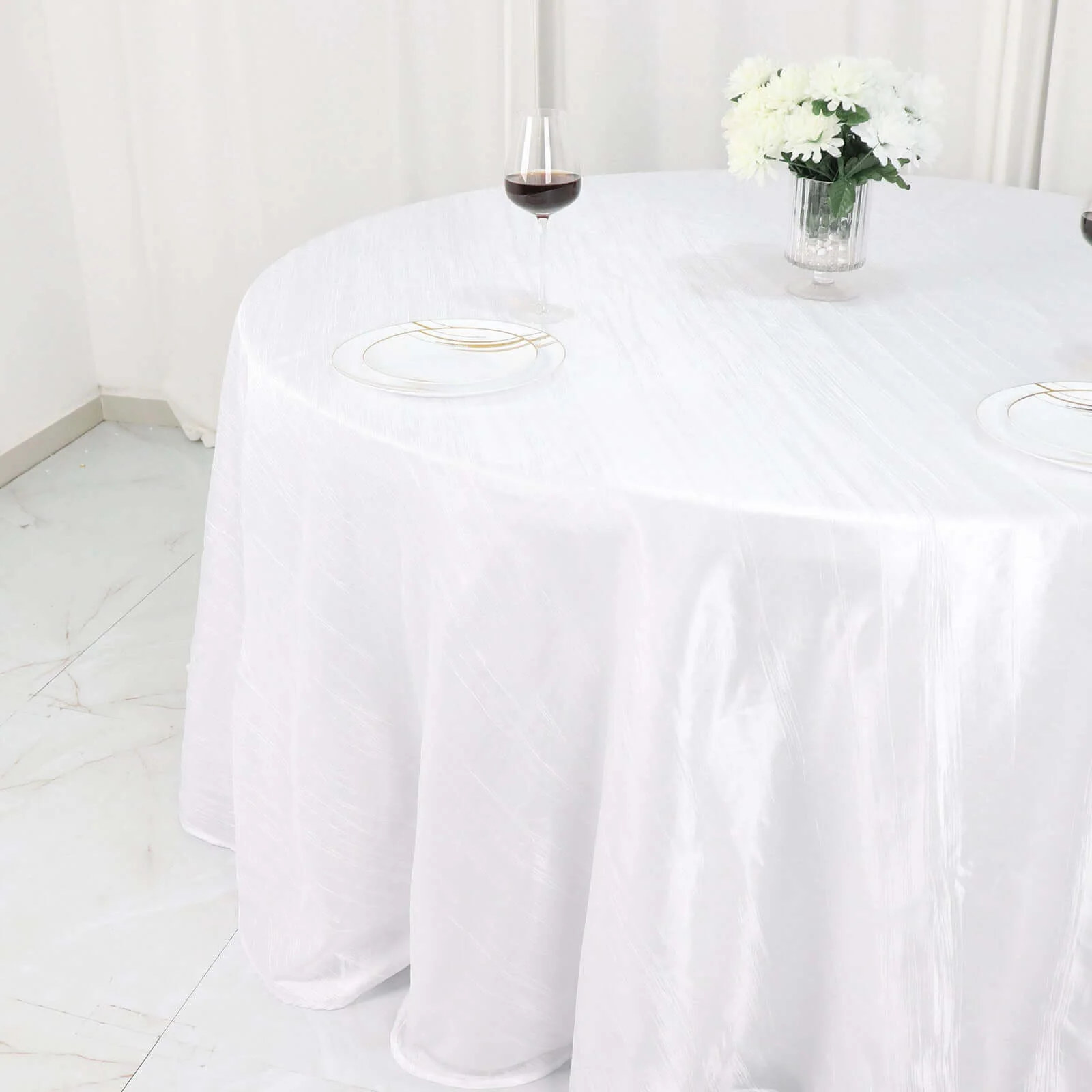 Taffeta Round Tablecloth 132" White with Accordion Crinkle Design - Chic Decor for Celebrations - Image 6