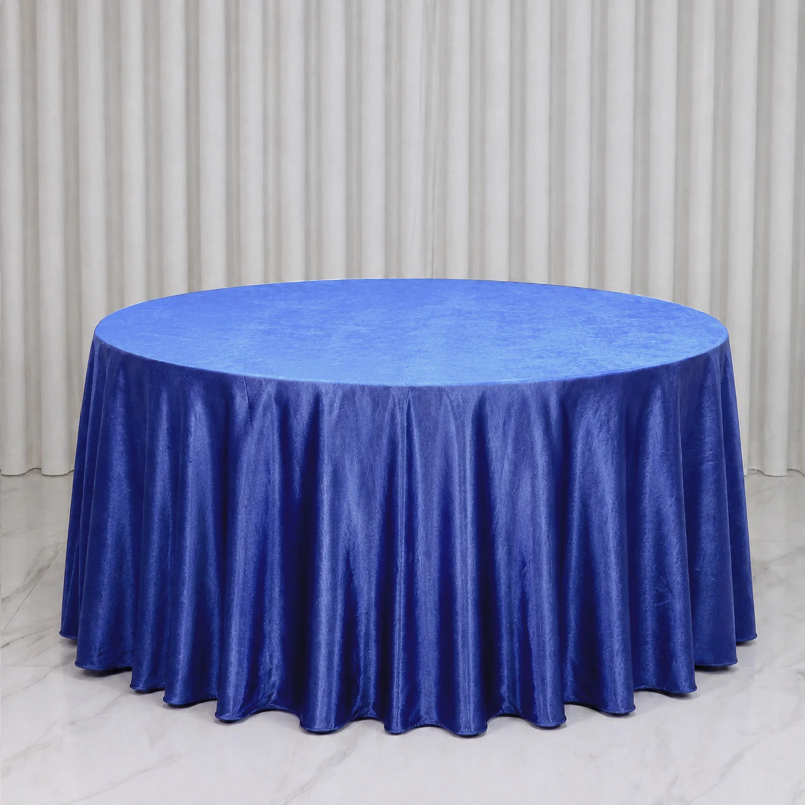 Premium Velvet Round Tablecloth 132" Royal Blue - Soft & Reusable Table Cover